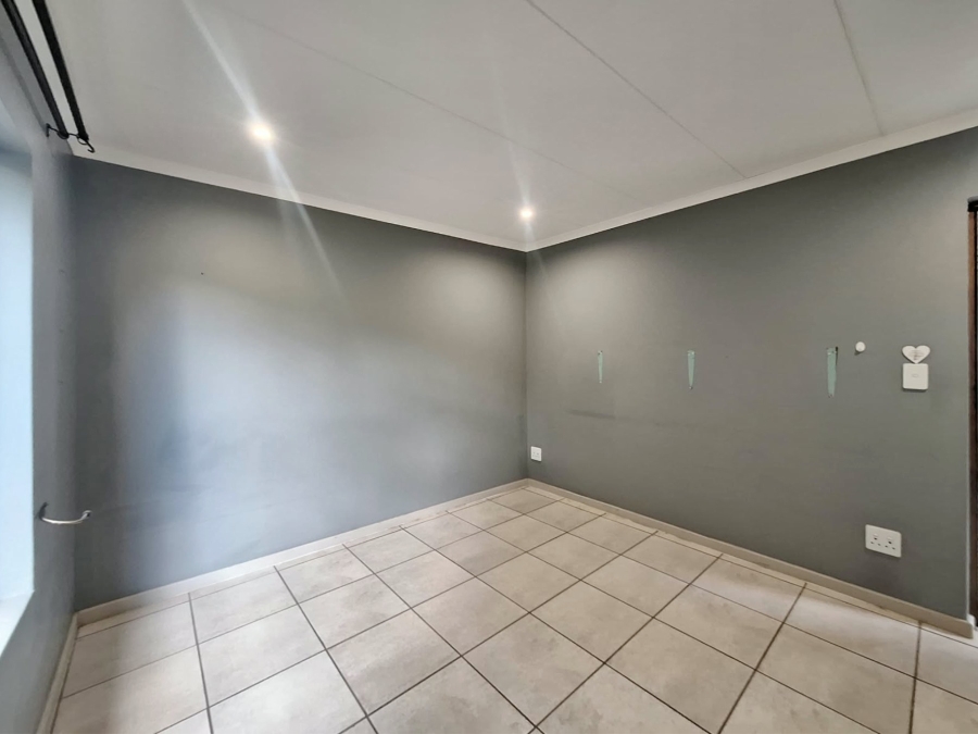 To Let 3 Bedroom Property for Rent in Magalies Golf Estate North West